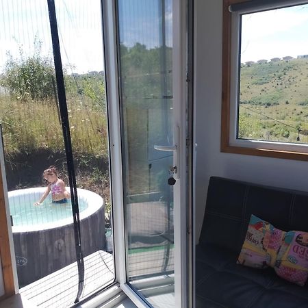 فيلا Tiny House Cluj With Jacuzzi Sinnicoara المظهر الخارجي الصورة