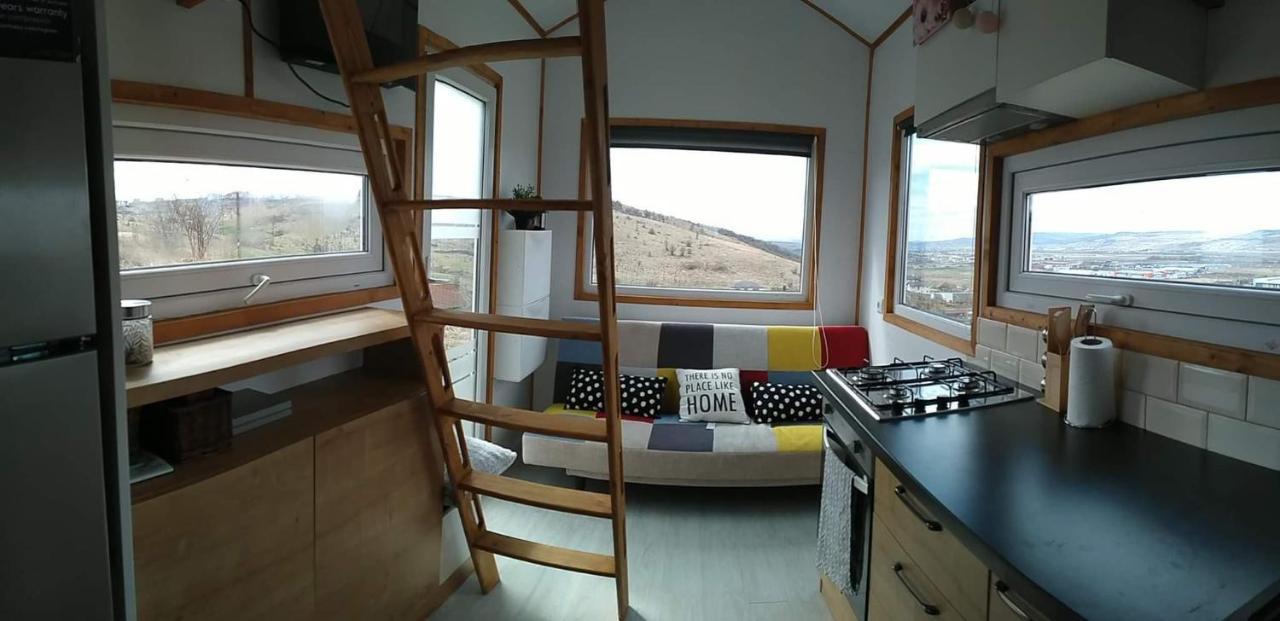 فيلا Tiny House Cluj With Jacuzzi Sinnicoara المظهر الخارجي الصورة