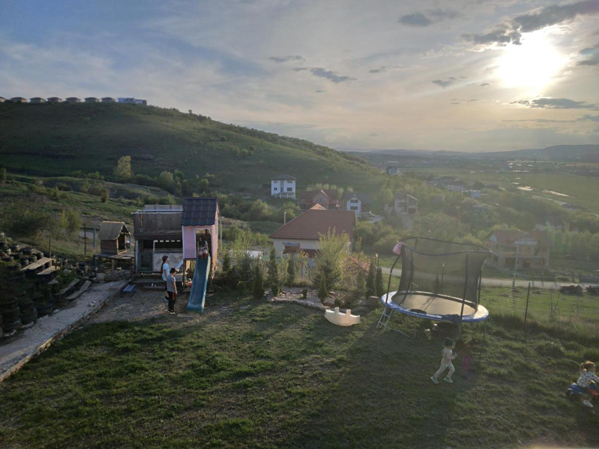 فيلا Tiny House Cluj With Jacuzzi Sinnicoara المظهر الخارجي الصورة
